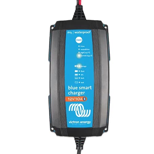Blue Smart IP65 Charger 120VAC-12V/7A + DC Connector