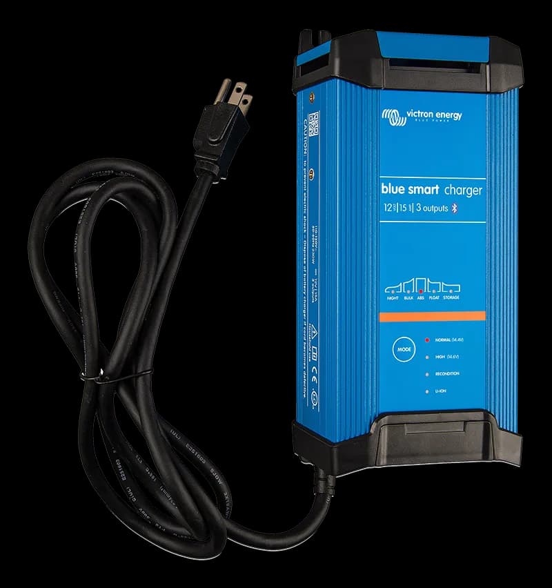 Blue Smart IP22 Charger 12V/15A (3-Output) 120VAC