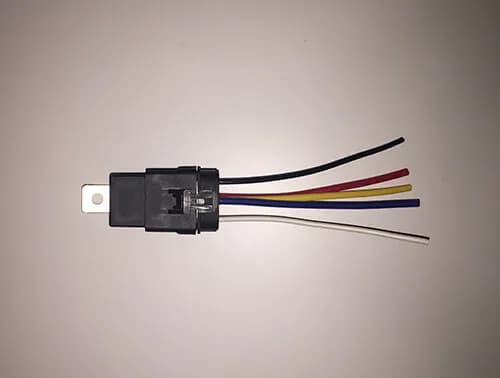 Relay, SPDT, 12v DC 40A/30A 5-pin with harness and bracket product image