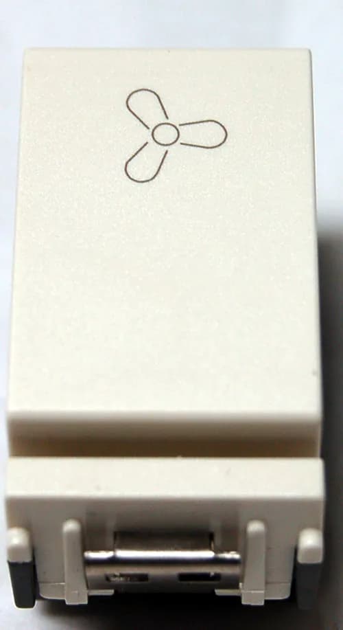 Idea 3-Way Switch, 1P/2T, 16 AX for PFC Loads 250V, White with Symbol 17 (Fan) product image