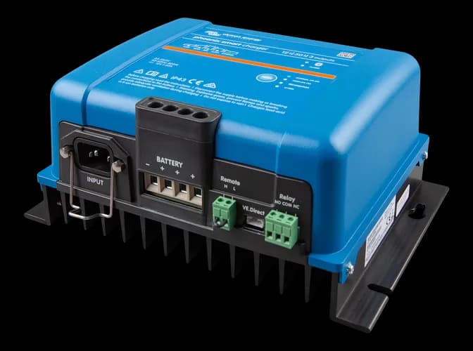 Smart IP43 Charger 24/16(1+1) 120-240V product image Smart IP43 Charger 24/16(1+1) 120-240V product image